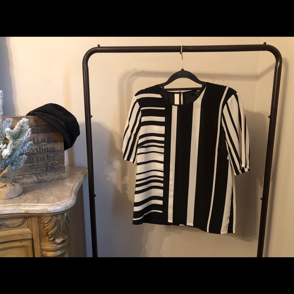 BCBG blouse